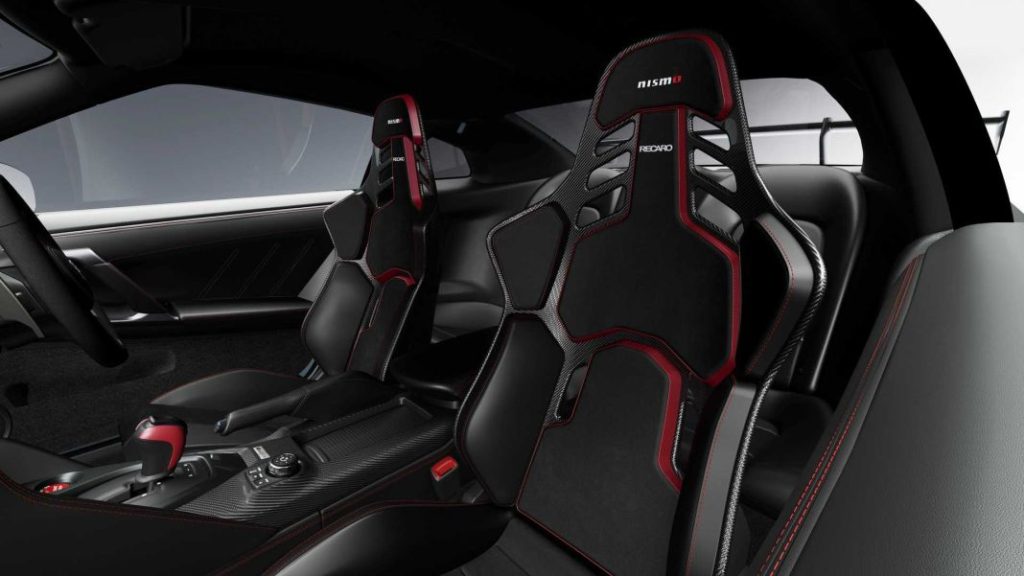 2023 Nissan GT-R. Imagen asientos.