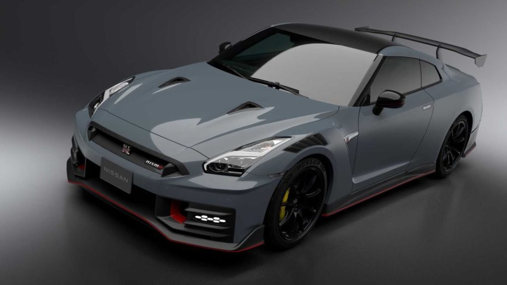 2024 nissan gt r 9 Motor16