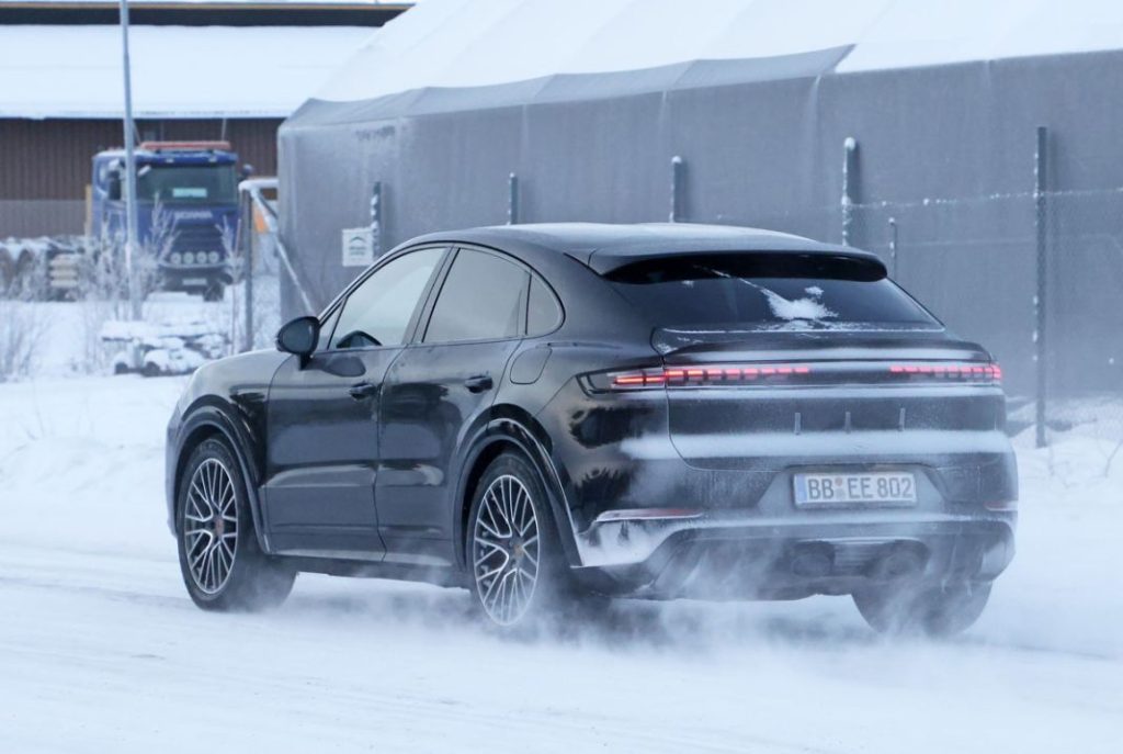 Porsche Cayenne Coupe fl 14 Motor16