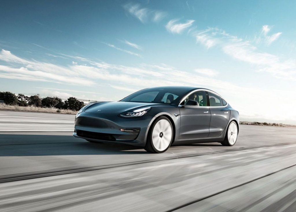 El Tesla Model 3 es el coche eléctrico más vendido