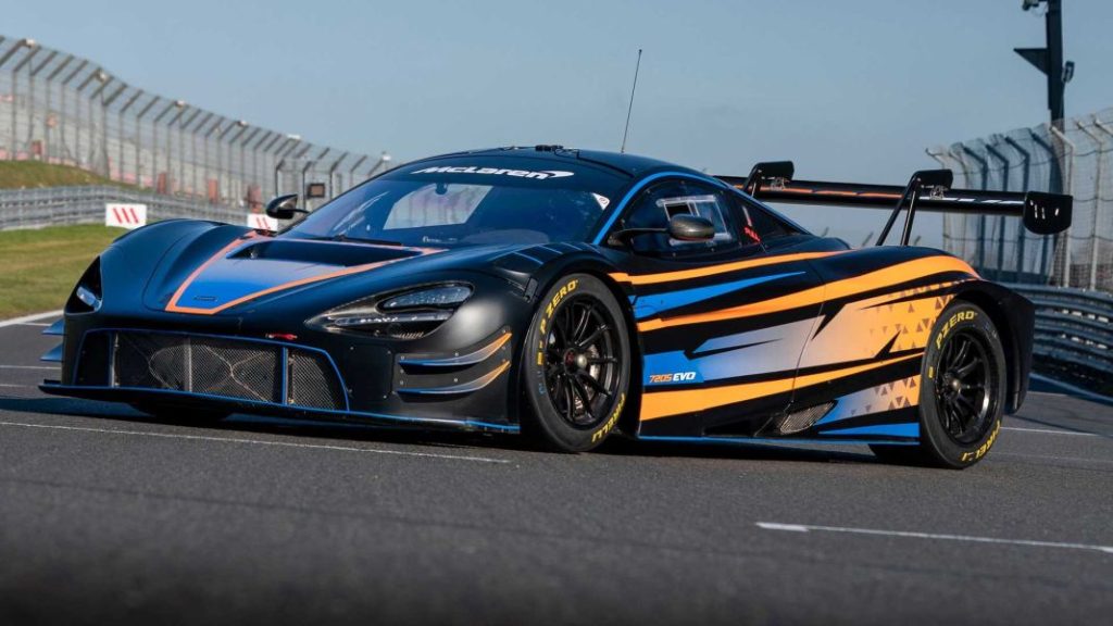 2023 mclaren 720s gt3 evo 2 Motor16