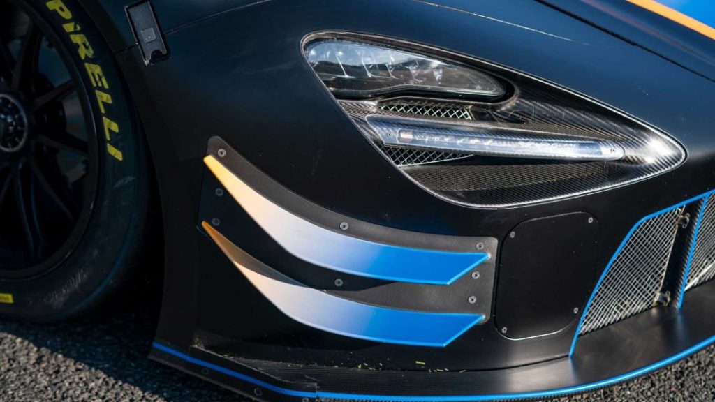 2023 mclaren 720s gt3 evo 5 Motor16