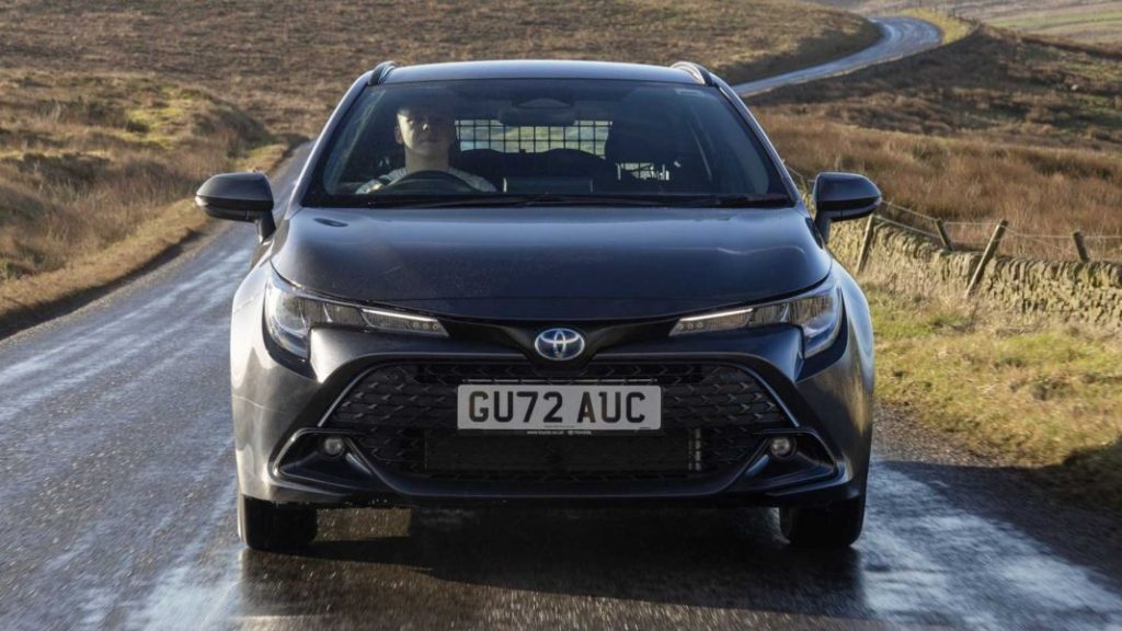 2023 toyota corolla commercial 4 Motor16