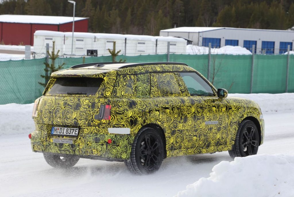 MINI Countryman EV 12 Motor16
