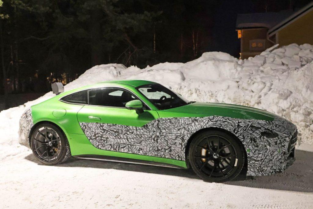 Mercedes AMG GT 6 Motor16
