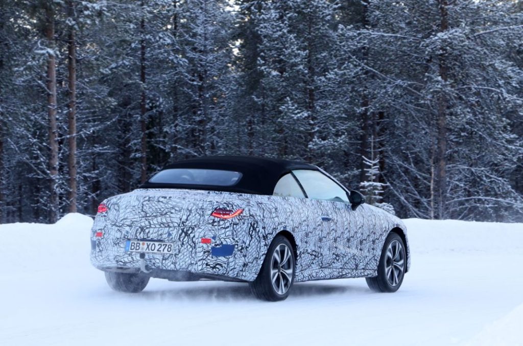 Mercedes CLE Convertible winter 17 Motor16