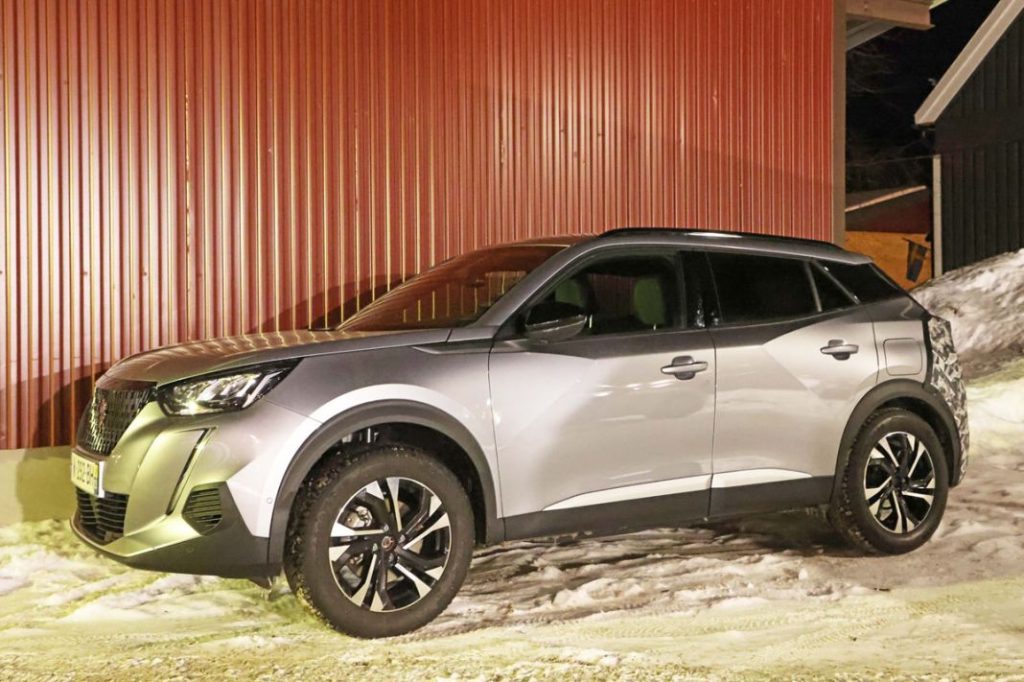 Peugeot 2008 facelift 2 Motor16