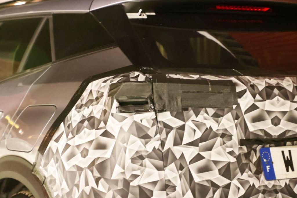 Peugeot 2008 facelift 7 Motor16