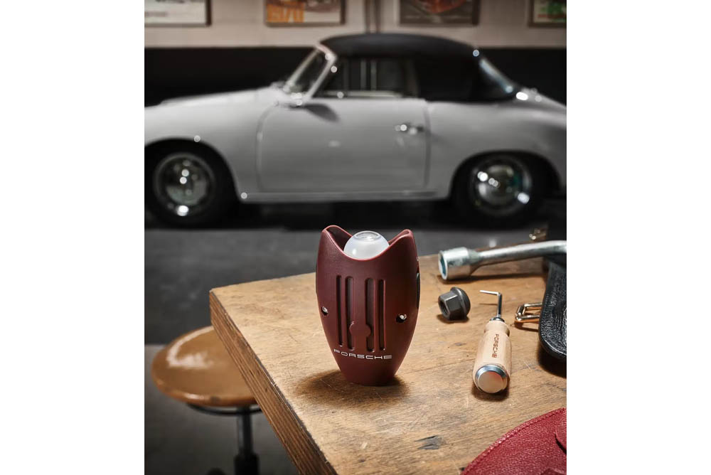 Porsche 10 Motor16