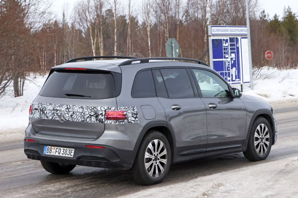 Mercedes EQB facelift 7 Motor16