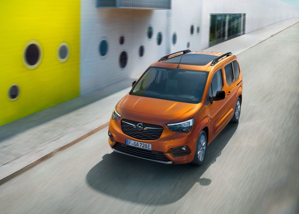 Opel Combo e Life Motor16