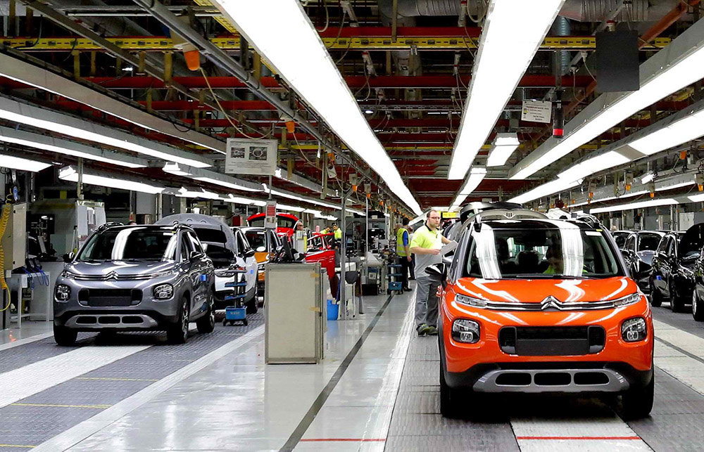 El sector del automóvil emplea a casi el 3% de los trabajadores en España.