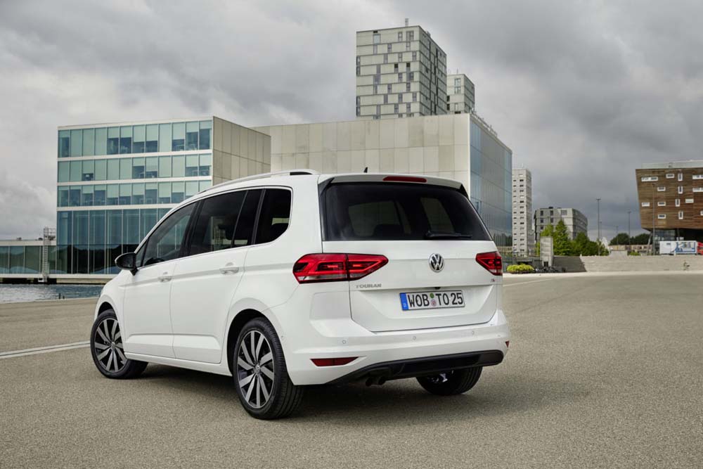 Volkswagen Touran 1 Motor16