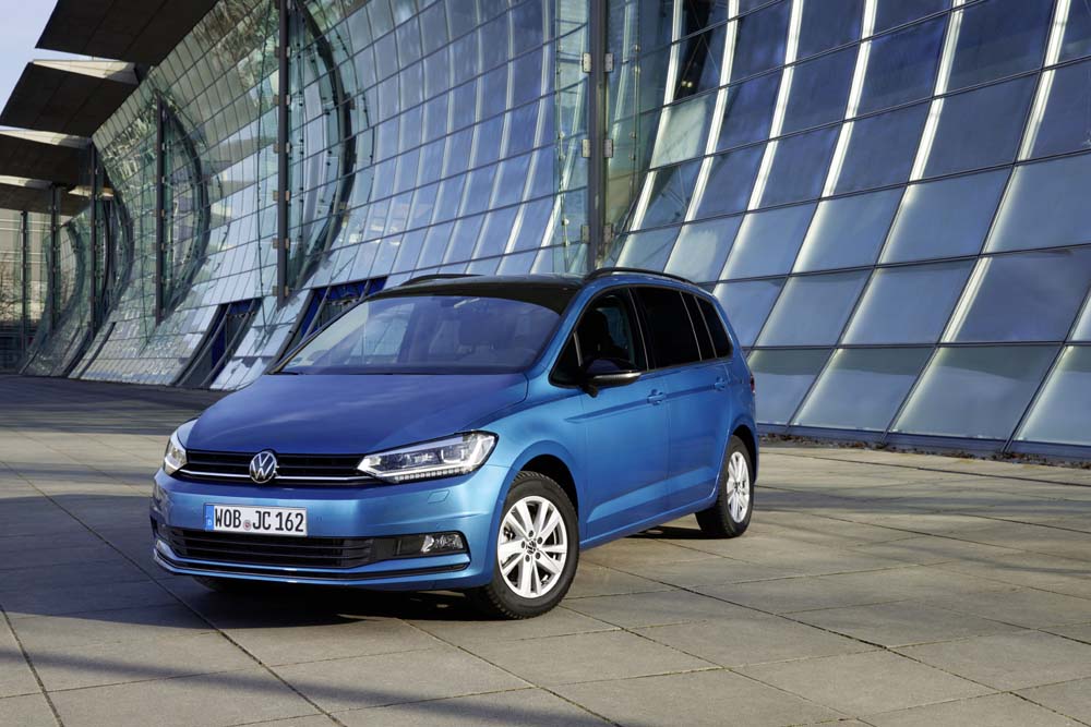 Volkswagen Touran 8 1 Motor16