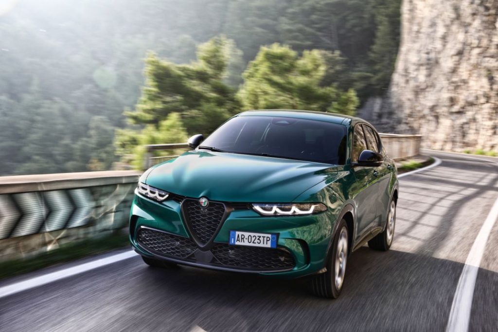 2023 alfa romeo tonale phev q4 1 Motor16