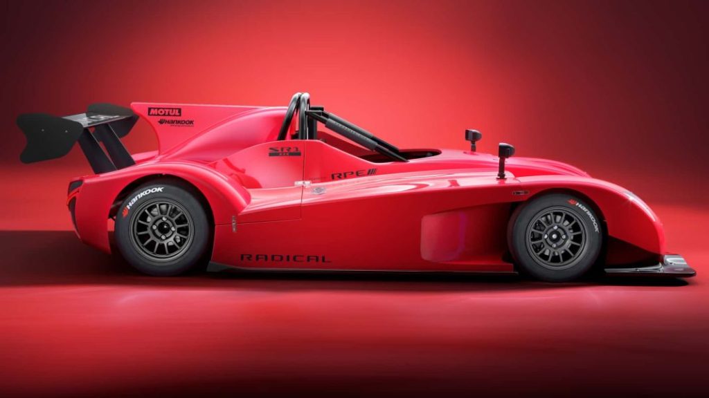 2023 Radical SR1 XXR. Imagen estudio lateral.