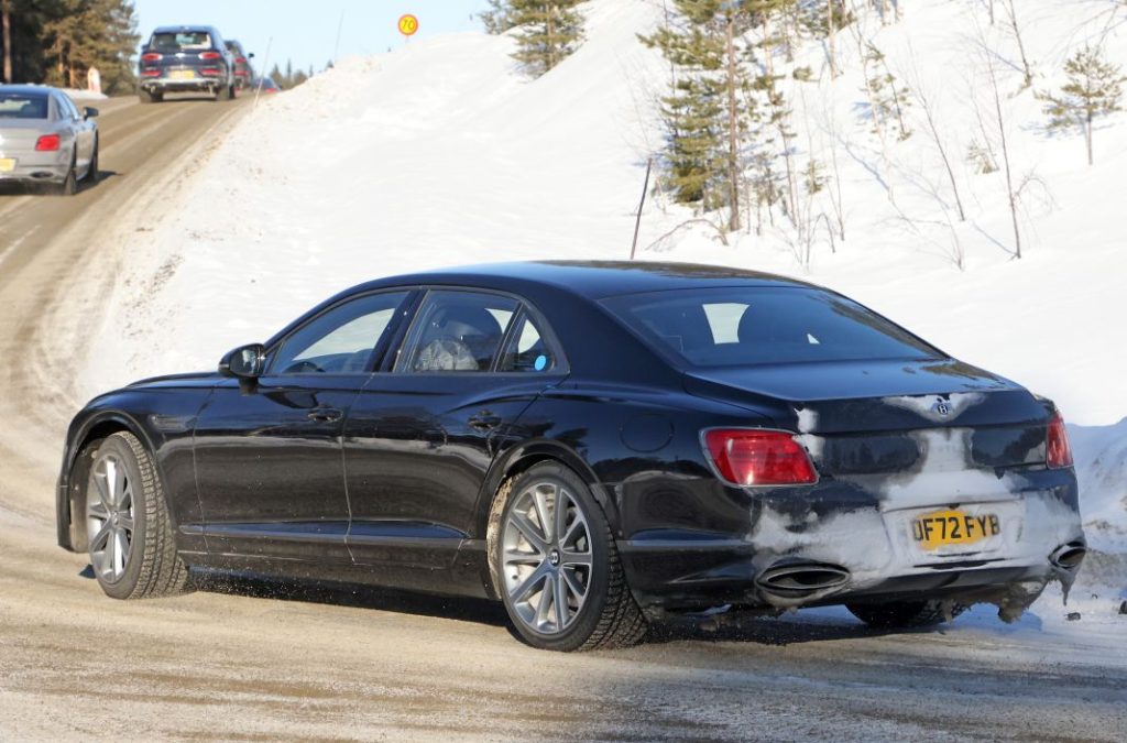 Bentley Flying Spur V8 PHEV 11 Motor16