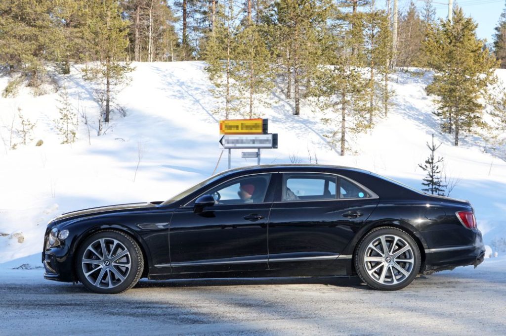 Bentley Flying Spur V8 PHEV 7 Motor16