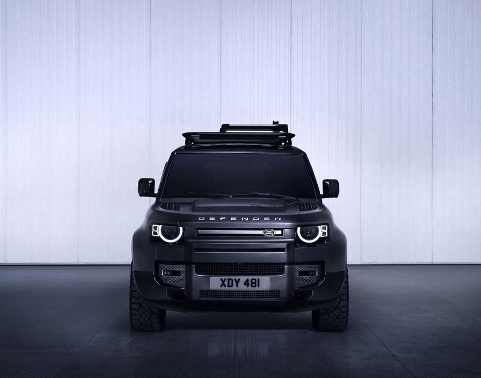 Land Rover Defender 130 Outbound 4 Motor16