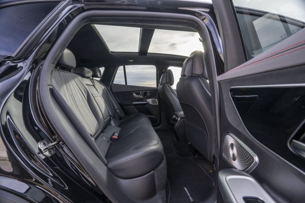 Mercedes GLE SUV 13 Motor16