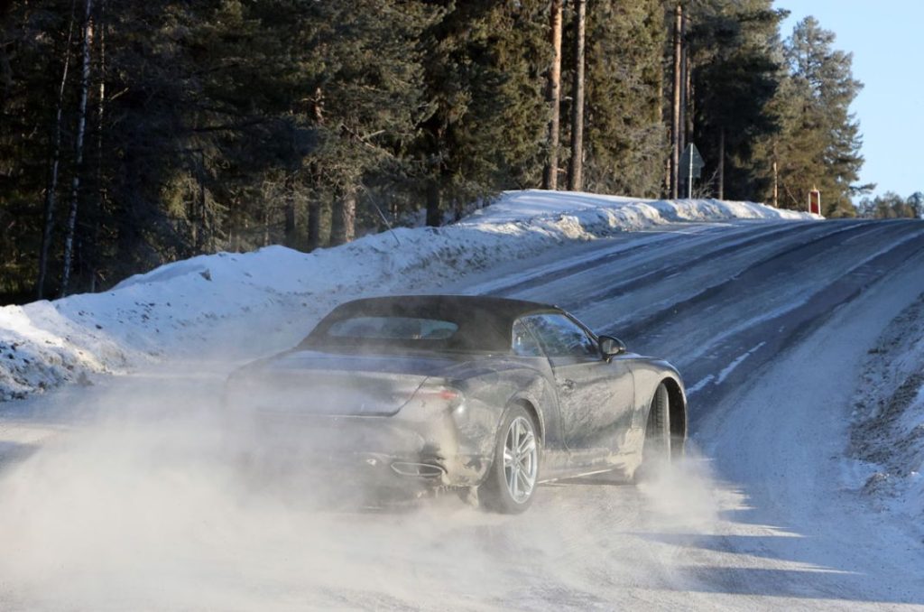 Bentley Conti GTC 11 Motor16