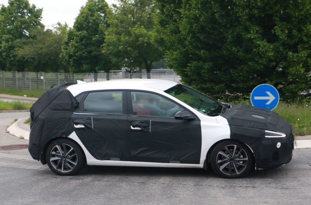 Hyundai i30 facelift 12 Motor16