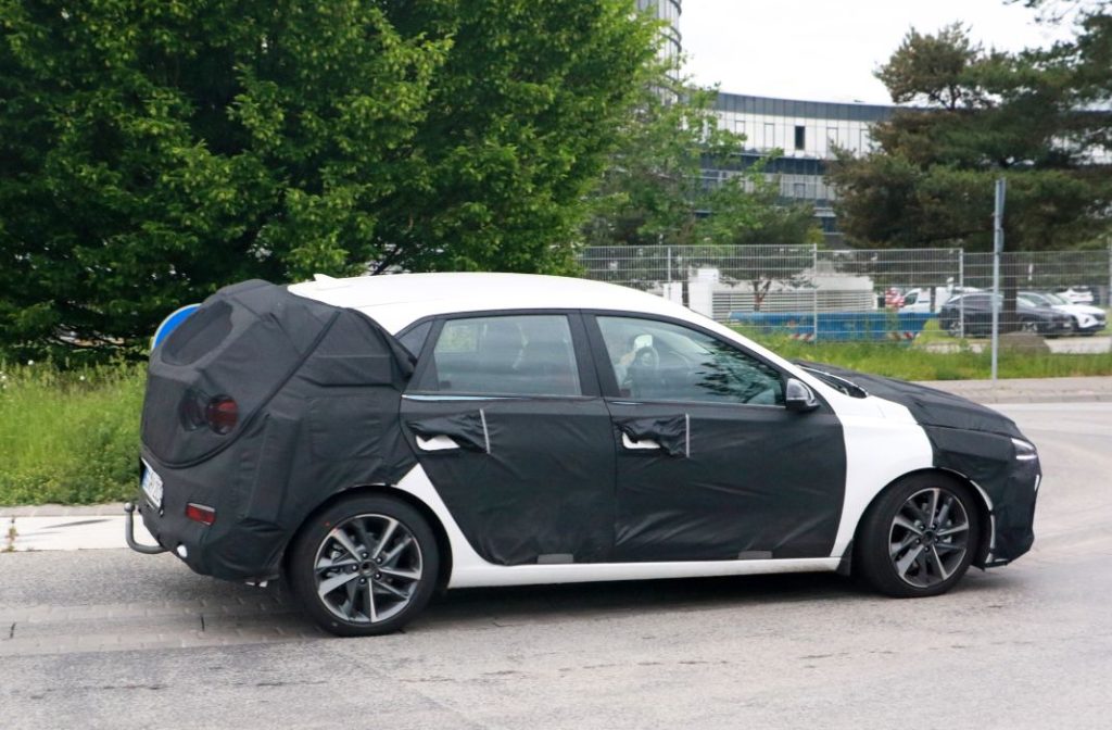 Hyundai i30 facelift 13 Motor16