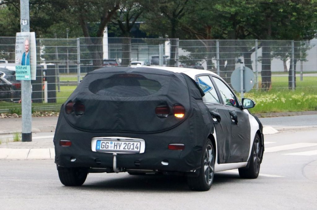 Hyundai i30 facelift 16 Motor16