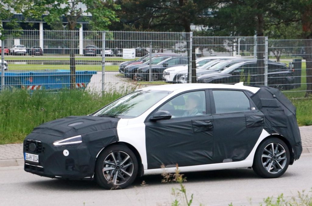Hyundai i30 facelift 4 Motor16