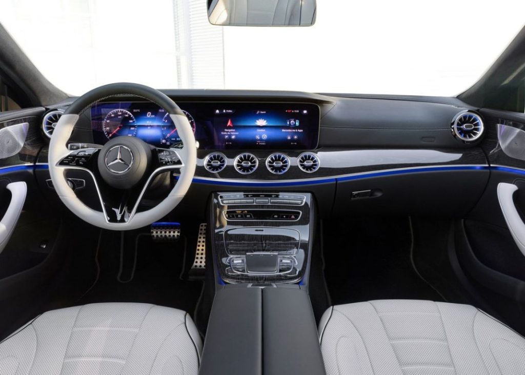 2023 Mercedes-Benz CLS. Imagen salpicadero.