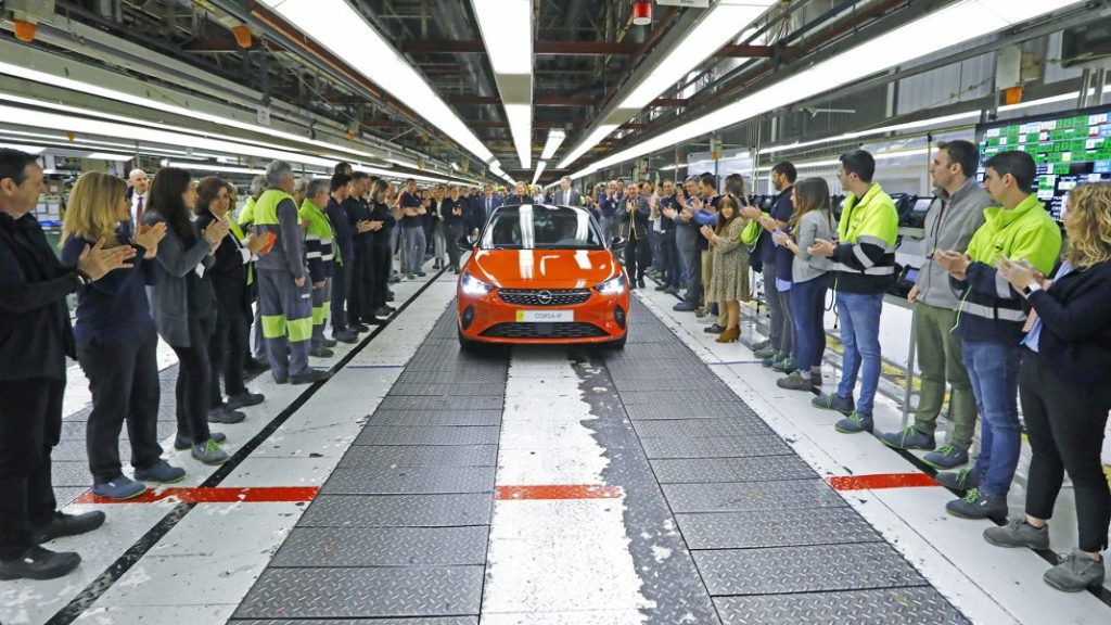 2022 Opel Corsa. Imagen fábrica Zaragoza. Stellantis.