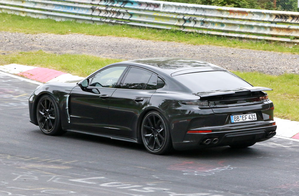 Porsche Panamera Ring 8 Motor16