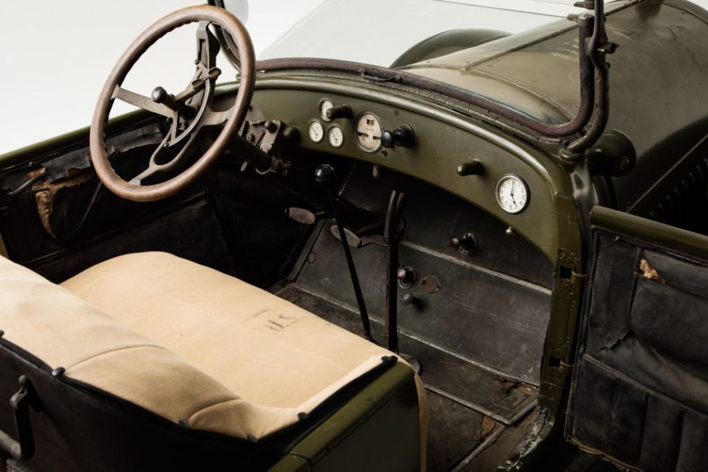 Cadillac Type 57 interior Motor16