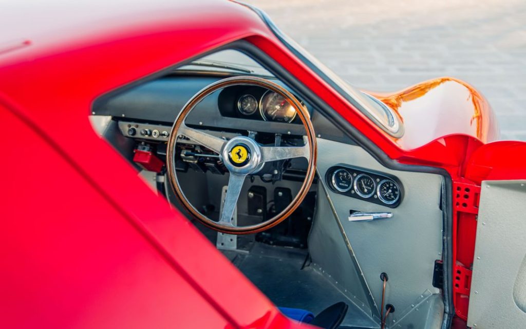 Ferrari 250 lm berlinetta 9 Motor16