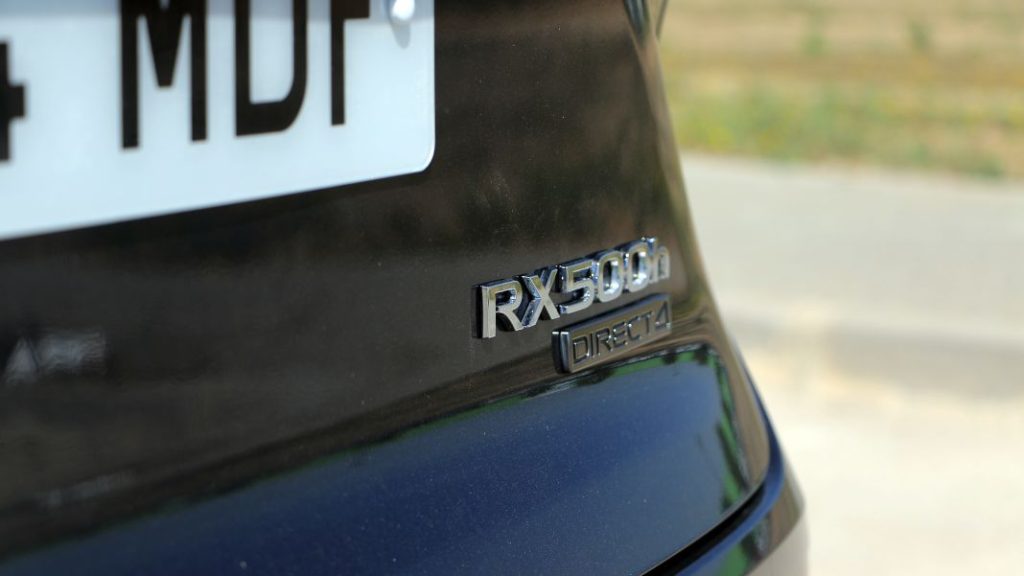 Lexus RX 500h logo Motor16
