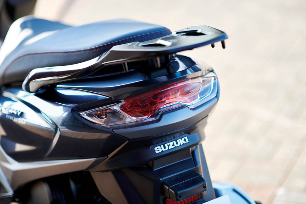 Suzuki Burgman Street 125EX 13 Motor16