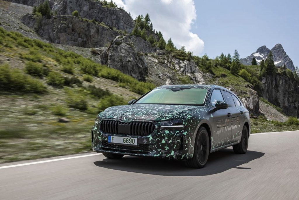nuevo skoda superb 2024 37 Motor16