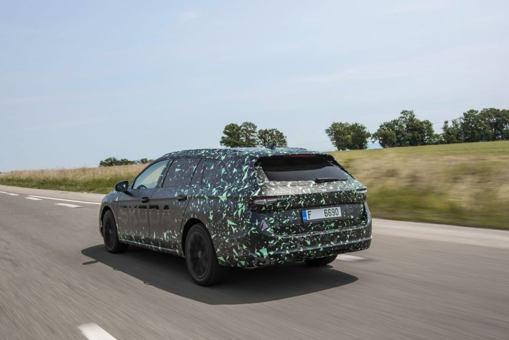 nuevo skoda superb 2024 49 Motor16