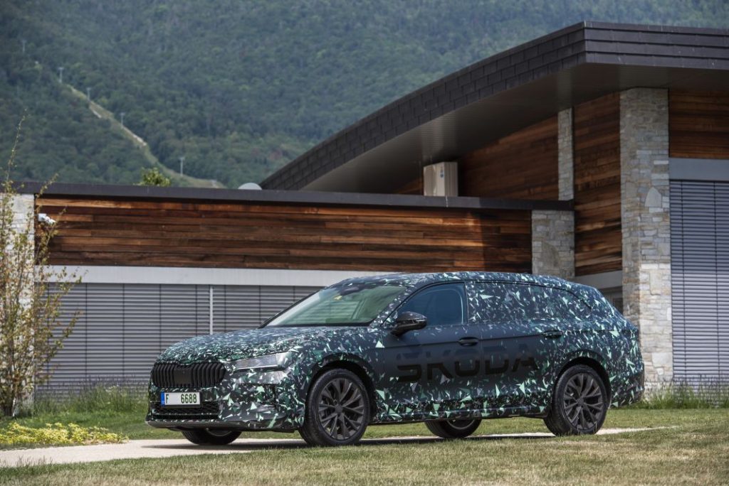 nuevo skoda superb 2024 60 Motor16