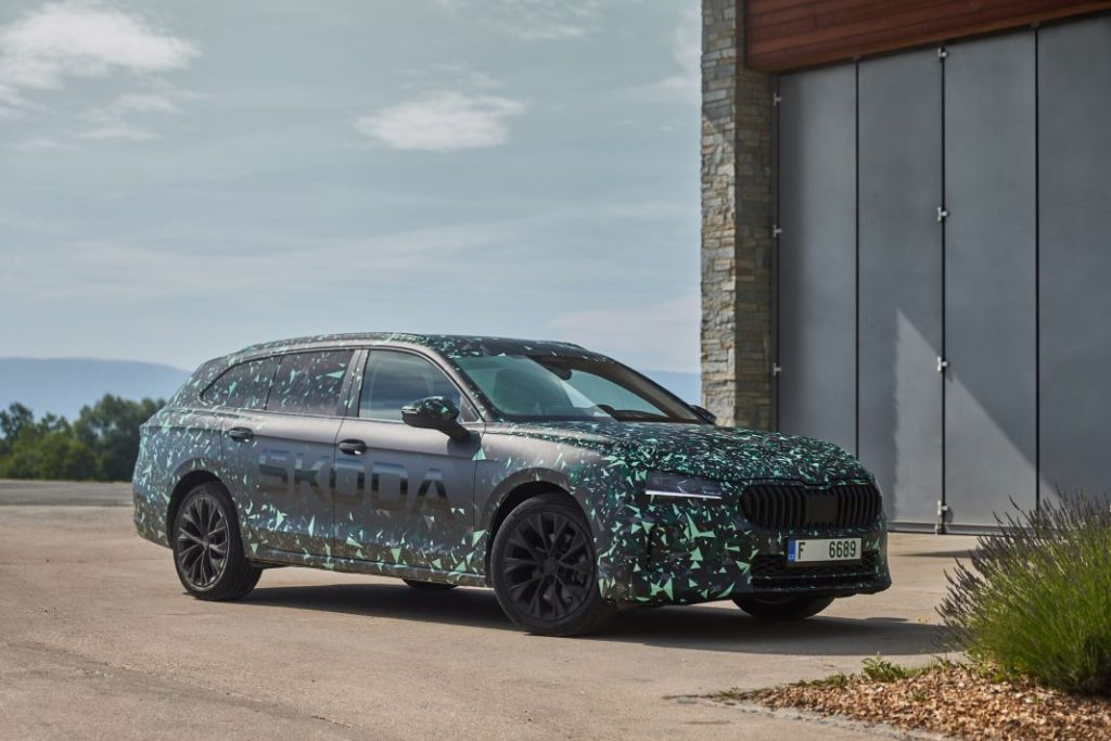 nuevo skoda superb 2024 63 Motor16