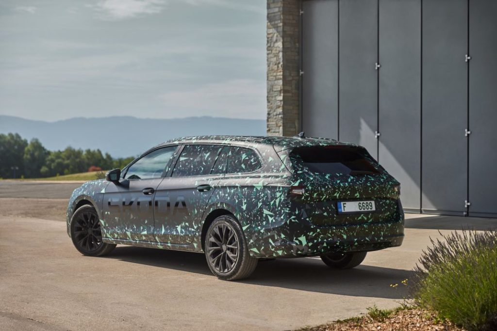 nuevo skoda superb 2024 64 Motor16