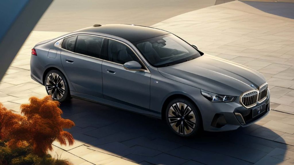 2023 bmw i5 lwbchina 6 Motor16