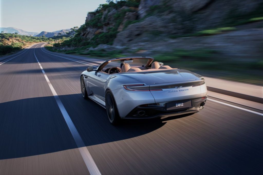 AstonMartinDB12Volante 14 Motor16