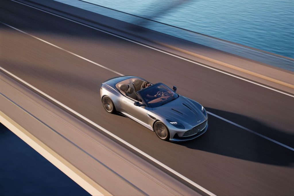 AstonMartinDB12Volante 16 Motor16