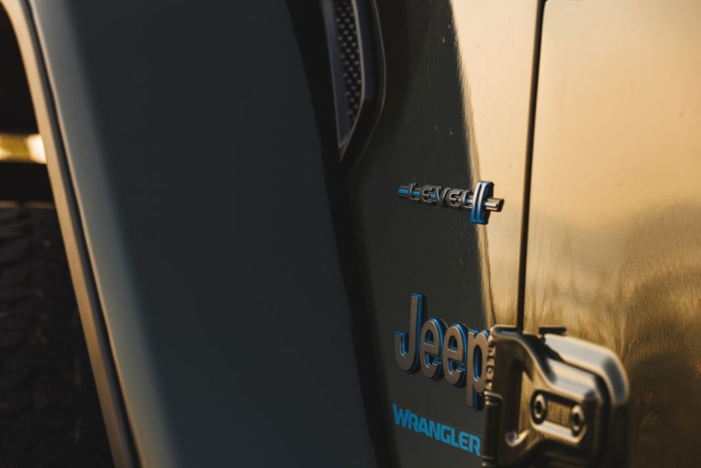 Jeep Wrangler 2024 AEV