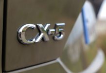 La tercera generación del Mazda CX-5 ya tiene fecha de presentación: Tic, tac