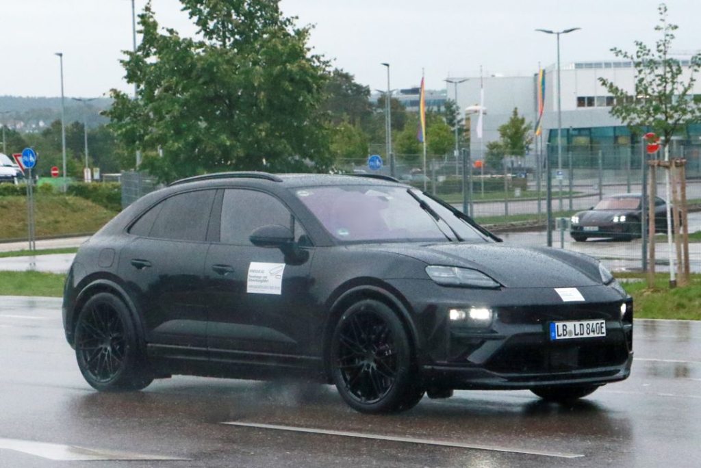 Porsche Macan electrico 2024 3 Motor16