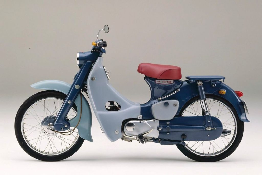 448624 Cronolog a 75 Aniversario Motor16