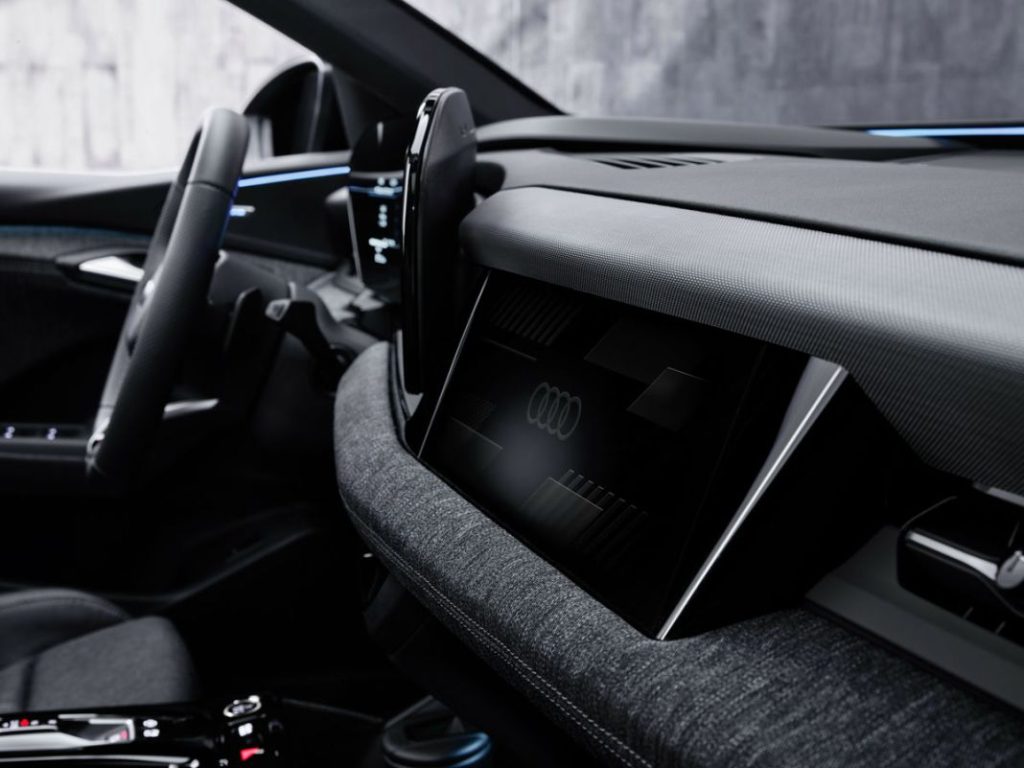 AUDI Q6 ETRON 17 Motor16