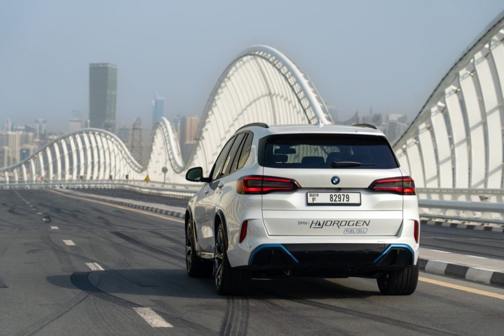 BMW iX5 hydrogen test 19 Motor16